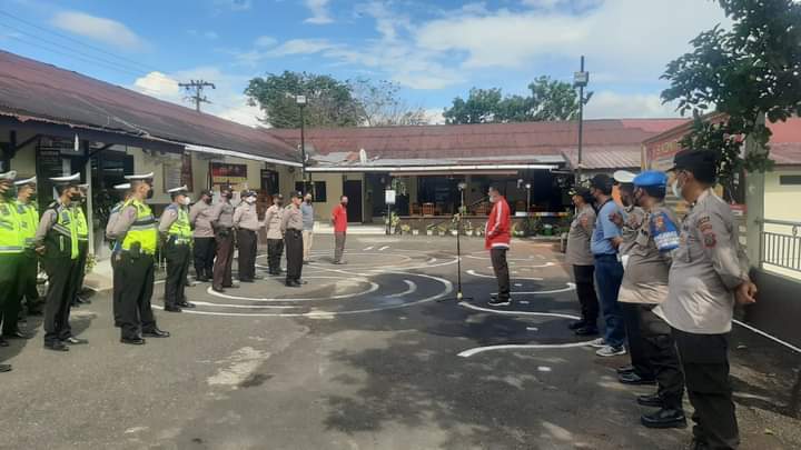 Kapolres Padangsidimpuan beri arahan pada kegiatan Apel sore.