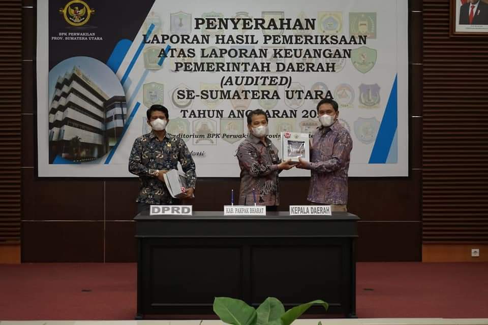 Bupati Pakpak Bharat Terima LHP Keuangan 2021 Pakpak Bharat Raih Predikat WTP