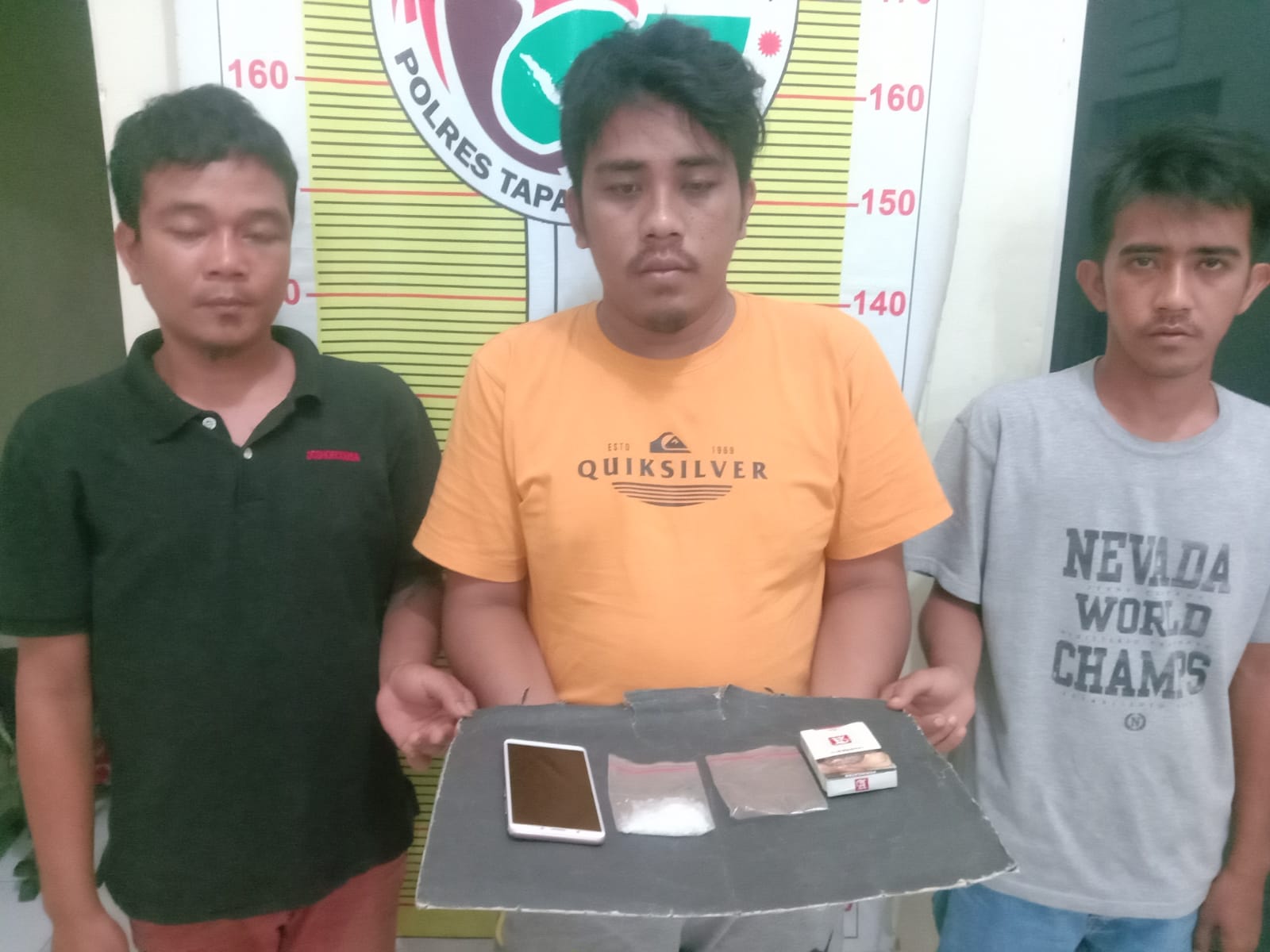 Berkat Teknik Penyamaran, Polres Tapsel Sukses Membekuk 3 Pria Pengedar Sabu