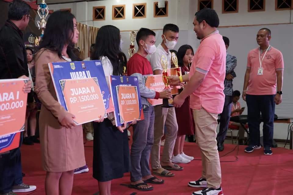 Polres & Pemkab.Pakpak Bharat Adakan Lomba Vocal Solo Rohani, Ini Pemenangnya