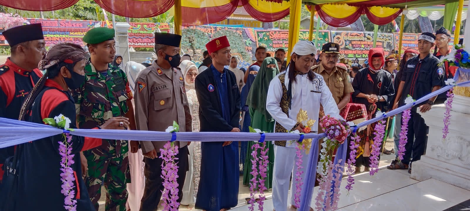 Pada Peresmian Padepokan Sendang Sejagad, Mamaz Karyo Santuni 1000 Anak Yatim- Piatu