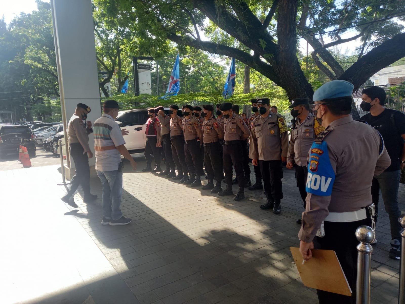 Polsek Medan Baru Pengamanan Muscab Partai Demokrat Kab /Kota Se Sumatera Utara Tahun 2022