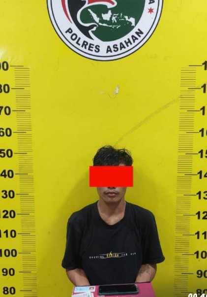 Satres Narkoba Polres Asahan Amankan Pria Pengedar Sabu di Dusun III Desa Hessa Air Genting Kec.Air Batu