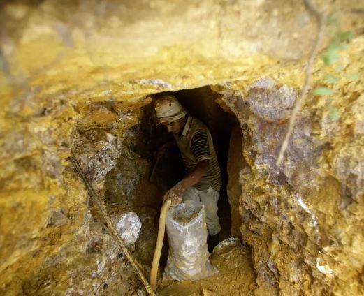 Antar Penambang Emas Bentrok, Ini Jumlah Tewas