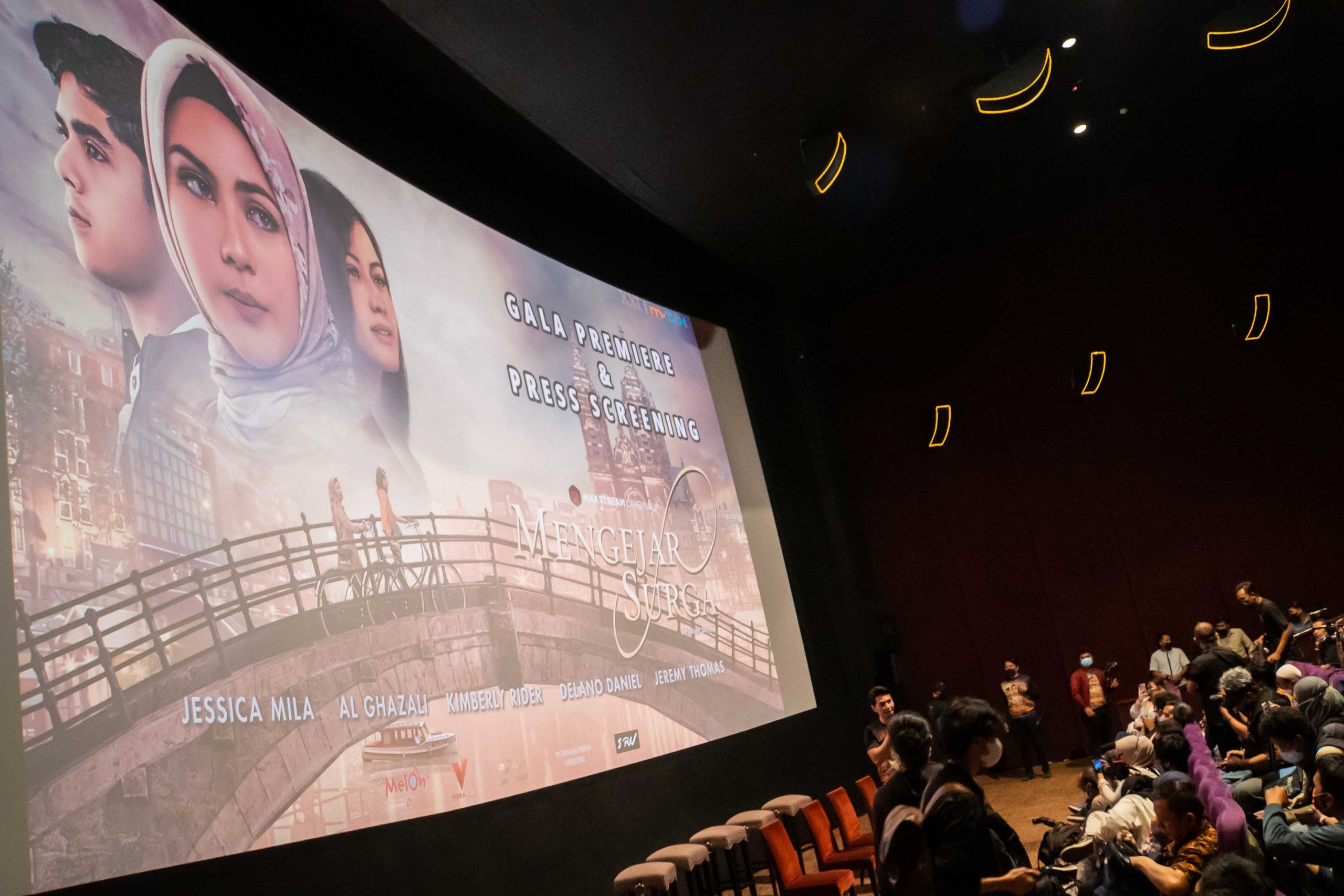 MAXstream Rilis â€œMengejar Surgaâ€, Film Orisinal Tentang Perjuangan Seorang Anak untuk Menemukan Ayah Kandung yang Dirindukan