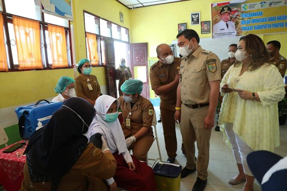 Bupati Pakpak Bharat Canangkan Bulan Imunisasi Anak Nasional