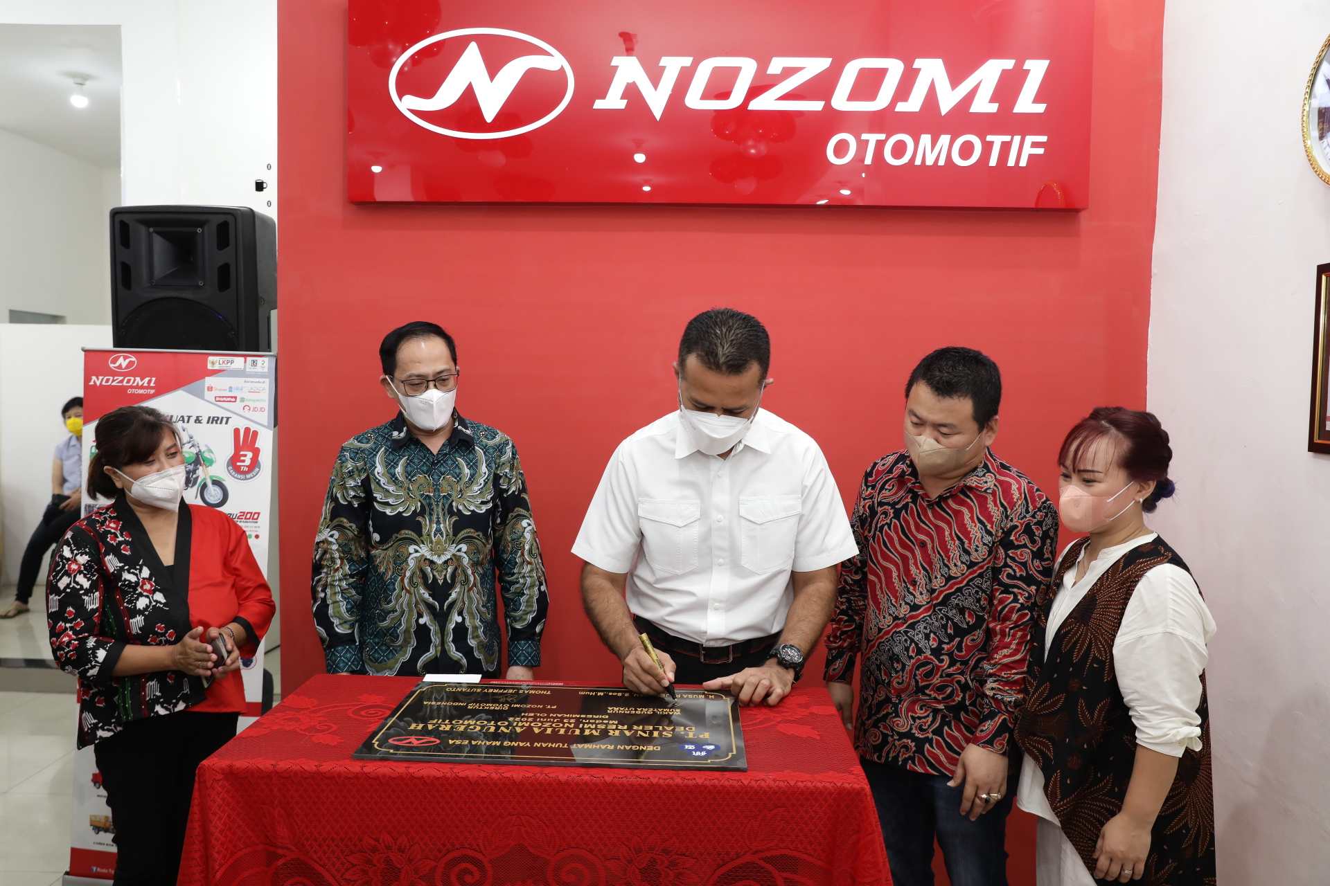 Wagub Sumut Harapkan Pasar Kendaraan  Roda Tiga Semakin Bergairah