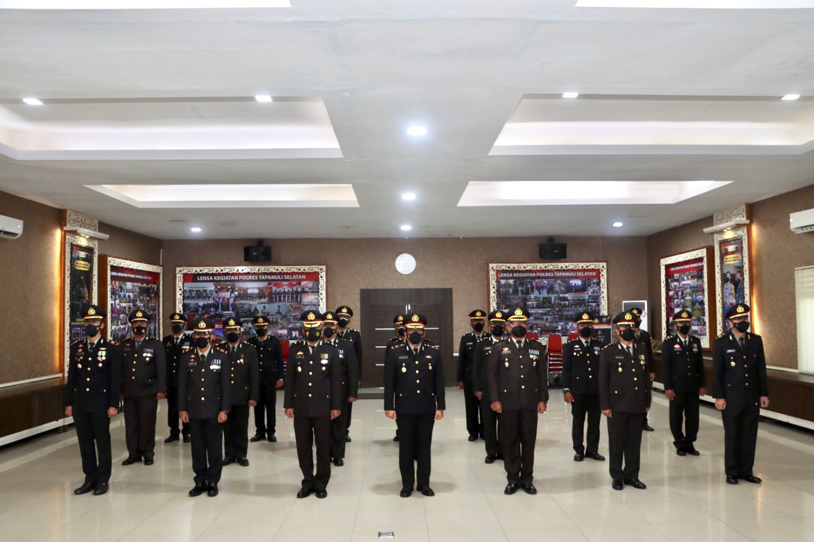 Polres Tapsel Ikuti Peringatan Hari Lahir Pancasila bersama Presiden RI melalui Zoom Meeting
