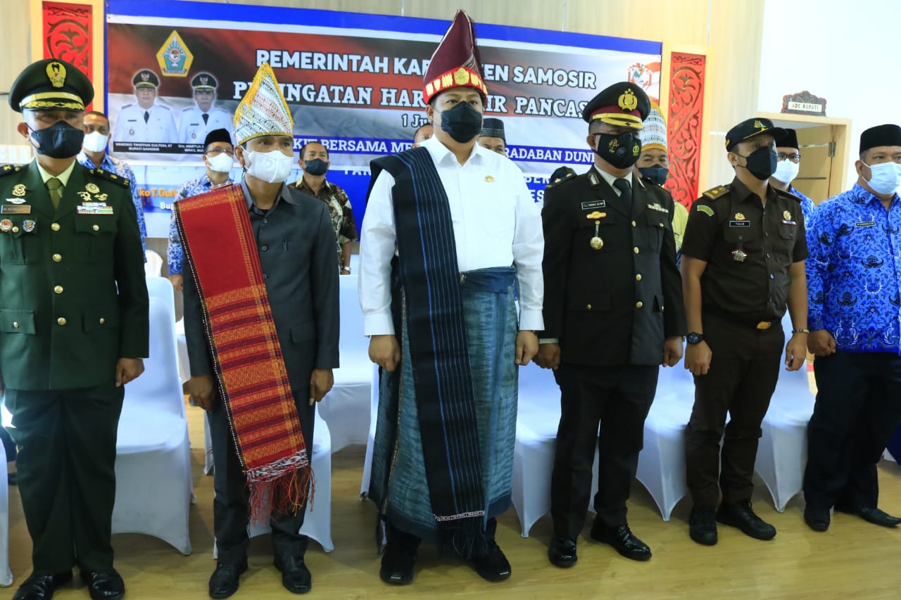 BUPATI SAMOSIR IKUTI UPACARA PERINGATAN HARI LAHIR PANCASILA SECARA VIRTUAL