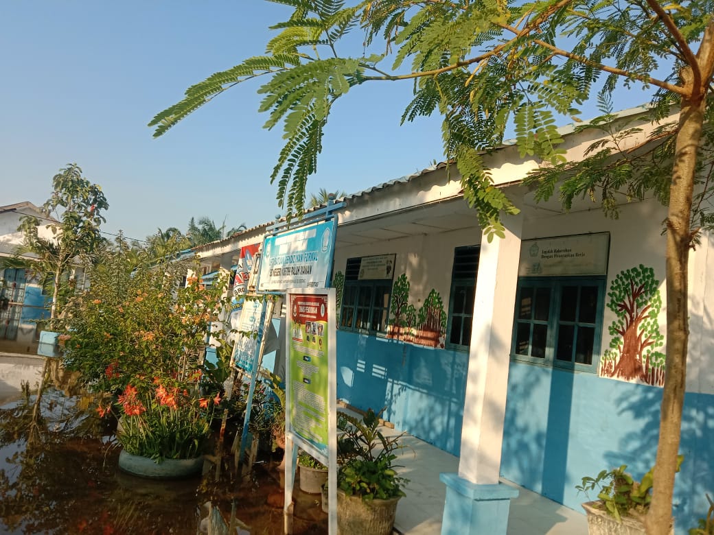 Mobiler SDN 106799 Paluh manan Hancur Lebur , Dana BOS Dipertanyakan