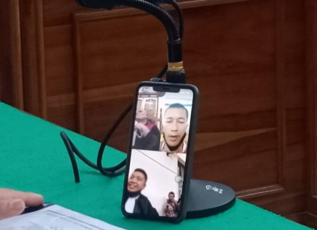 Sopir Maut Terobos Palang KA tewaskan 4 penumpang,  dituntut 16 tahun penjara