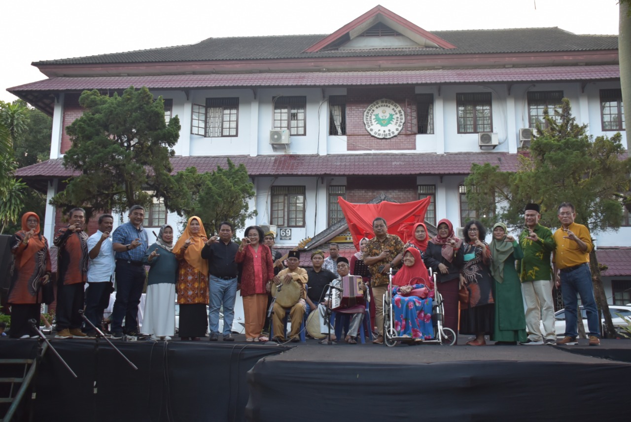 Prodi Pendidikan Musik FBS Unimed Menggelar Pertunjukan Seni
