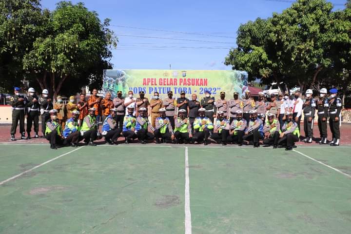 POLRES MANDAILING NATAL MELAKSANAKAN APEL GELAR PASUKAN  OPERASI PATUH TOBA TAHUN 2022