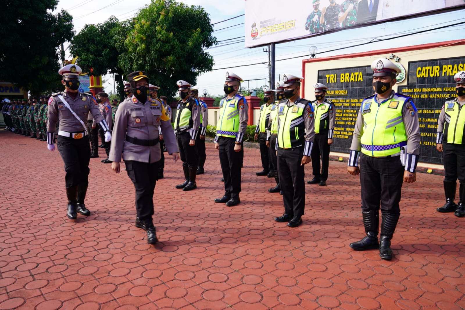 Pimpin Apel Gelar Pasukan Ops Toba 2022, Wakapolres Asahan : Laksanakan Tugas Secara Profesional, Bermoral dan Humanis