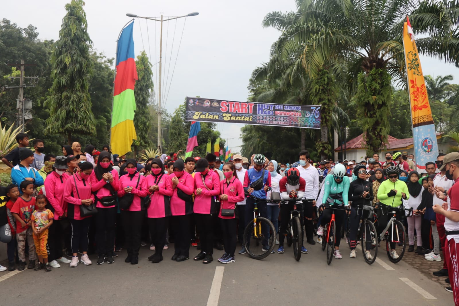 Meriahkan HUT Bhayangkara ke-76 dan Kab. Deli Serdang ke-76, Polresta dan Pemkab DS Gelar Olahraga Bersama Masyarakat
