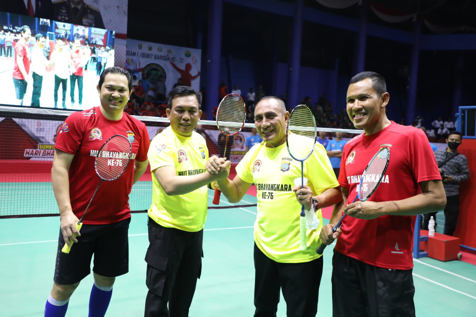 Badminton Competition TNI-Polri, Pasangan Kapoldasu Menang Telak Lawan Gubsu