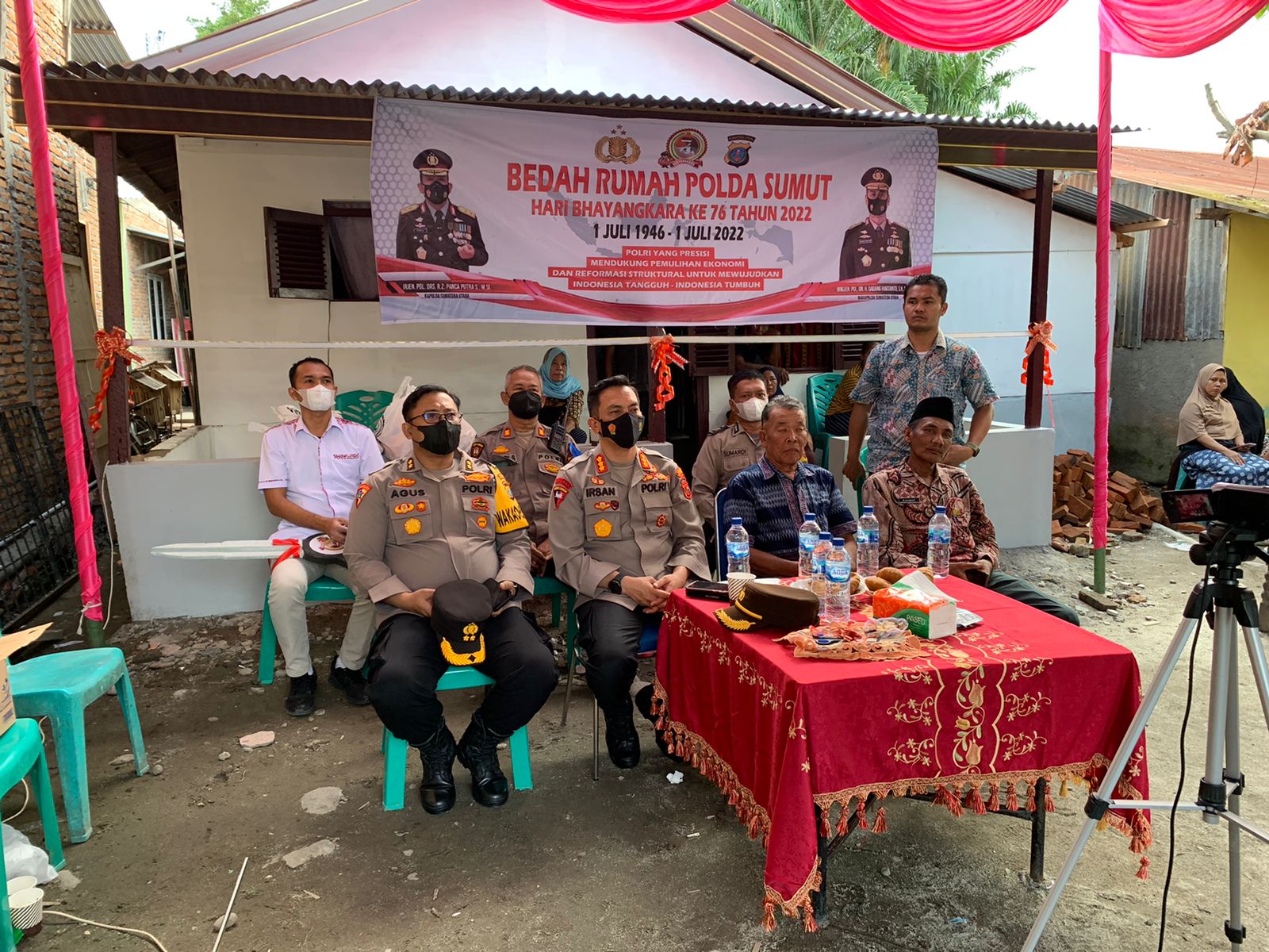 Polresta Deli Serdang Gelar Baksos Religi,Dan Penyerahan Kunci Bedah Rumah Jelang Hari Bhayangkara Ke 76