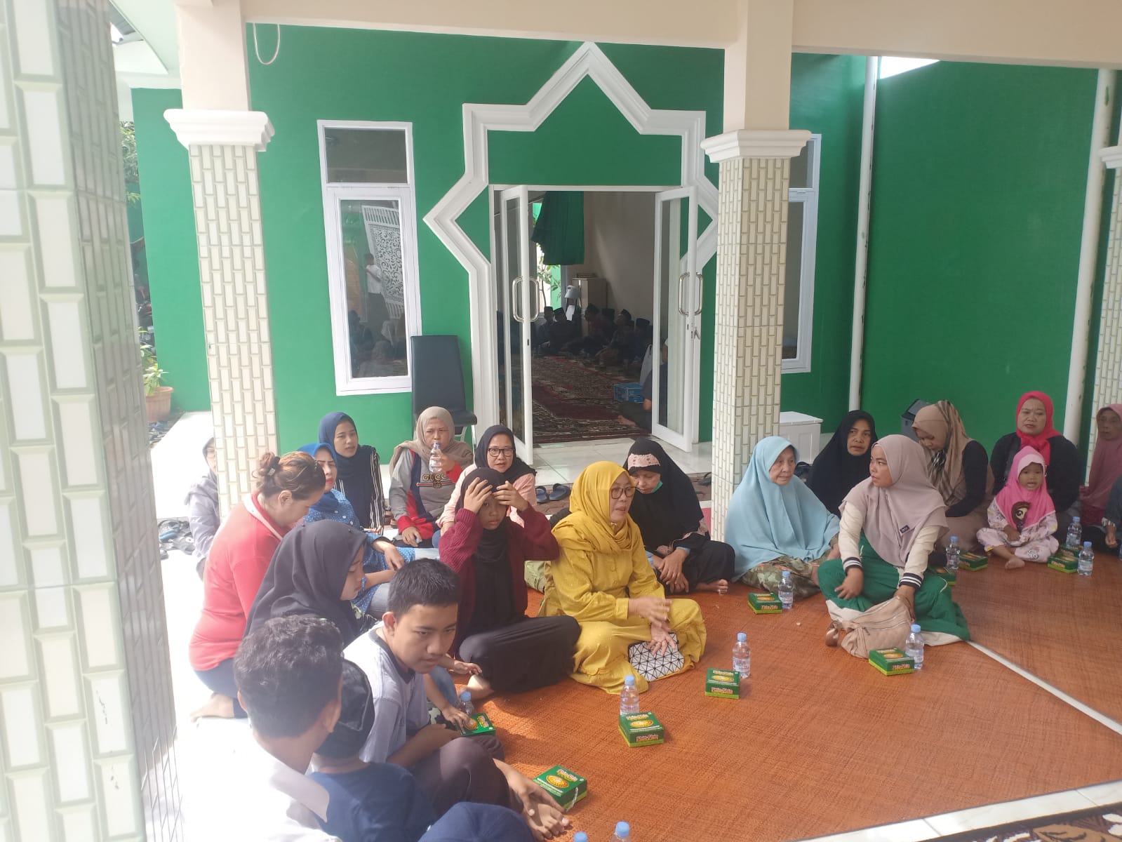 Musholla Mubarak Badres Gelar Syukuran