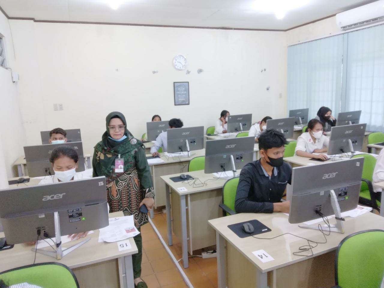 Ujian Tulis Polmed Diikuti 1.700 Peserta di Medan Berjalan Lancar
