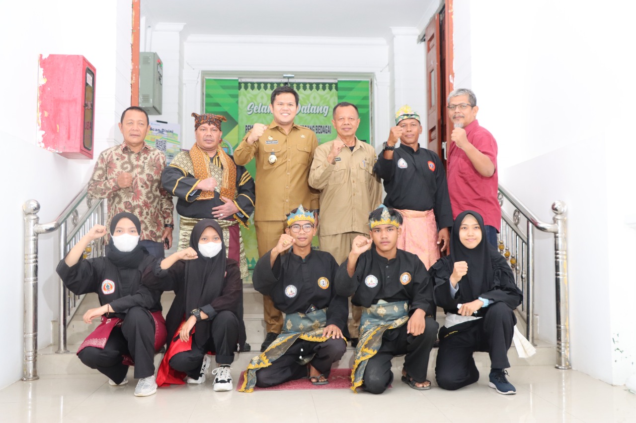 Lepas Kontingen ke Fornas, Wabup Sergai Ingin Pencak Silat Budaya Jadi Program Ekstrakurikuler