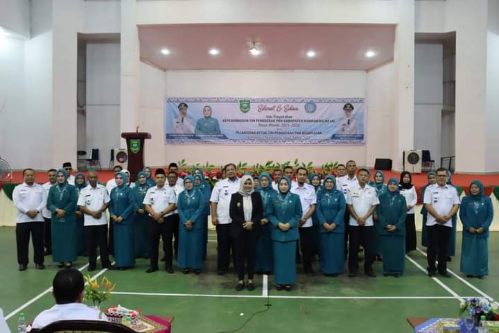 Wabup dan Ketua PKK Madina Lantik Pengurus Tingkat Kabupaten & Kecamatan
