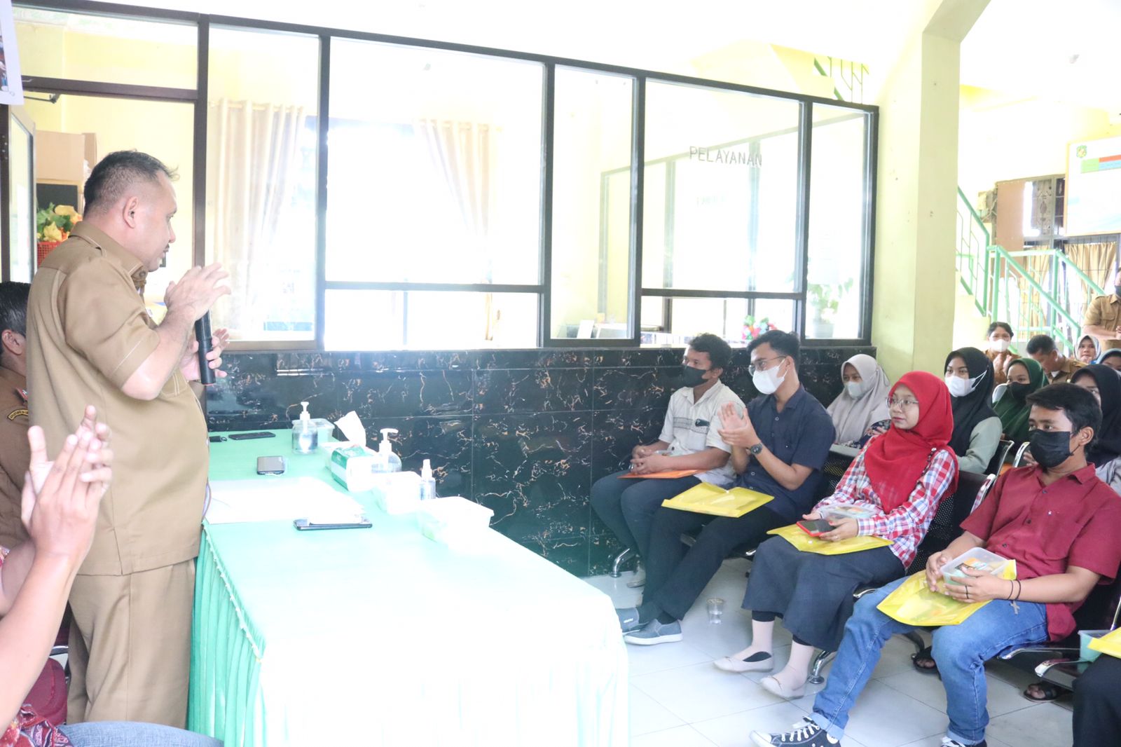 Remaja Kelurahan Tangkahan Semangat Ikuti Pelatihan Barista Kopi Dinas Perindustrian Medan