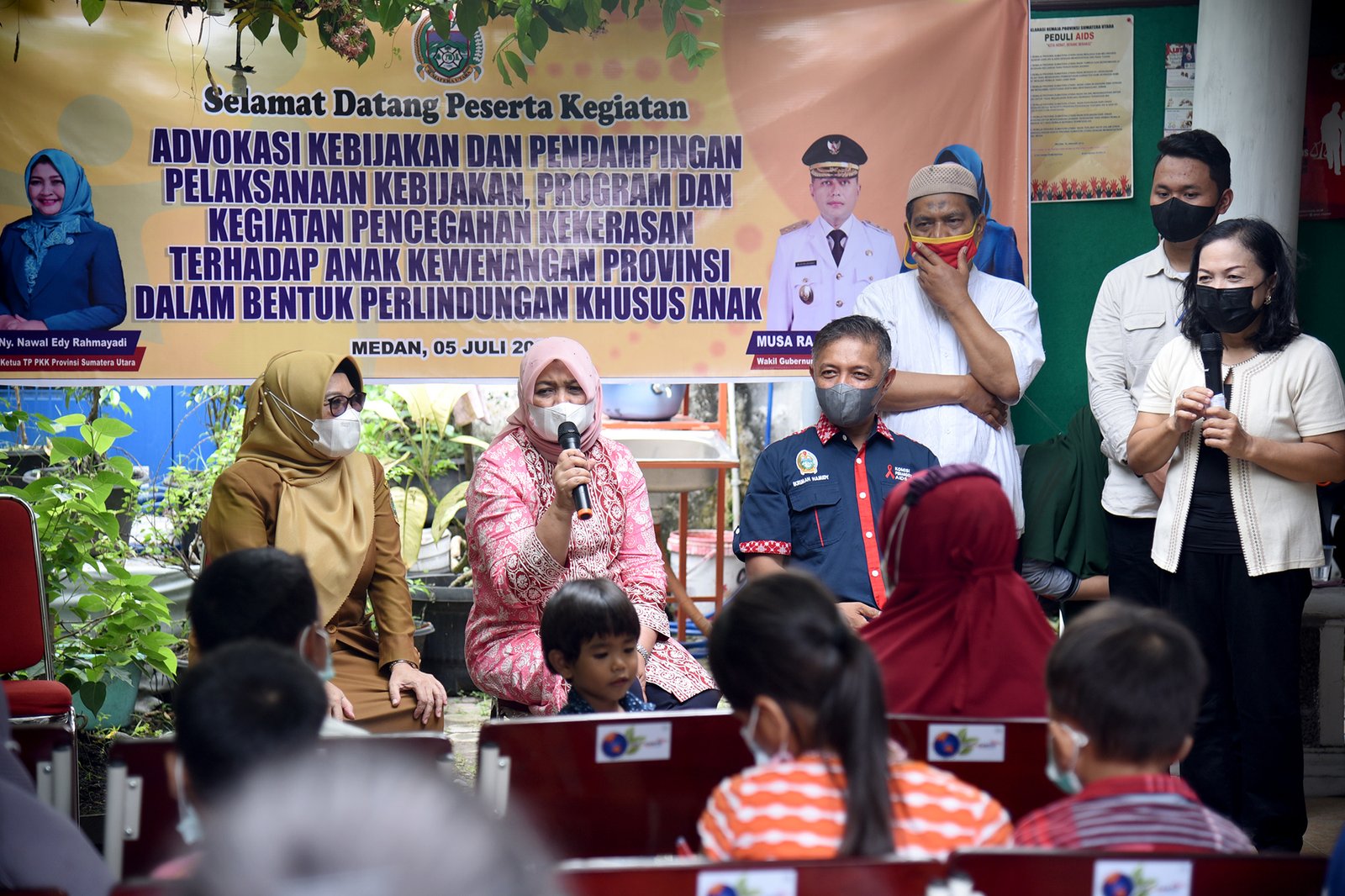 Interaksi dengan ADHA,  Nawal Mendorong Agar Penanganan  AIDS Lebih Sistematis dan Serius