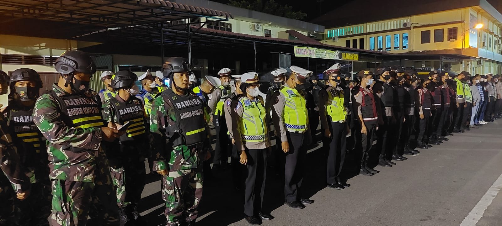 Polrestabes Medan Gelar Patroli Gabungan Antisipasi Kejahatan Jalanan Saat Malam Hari