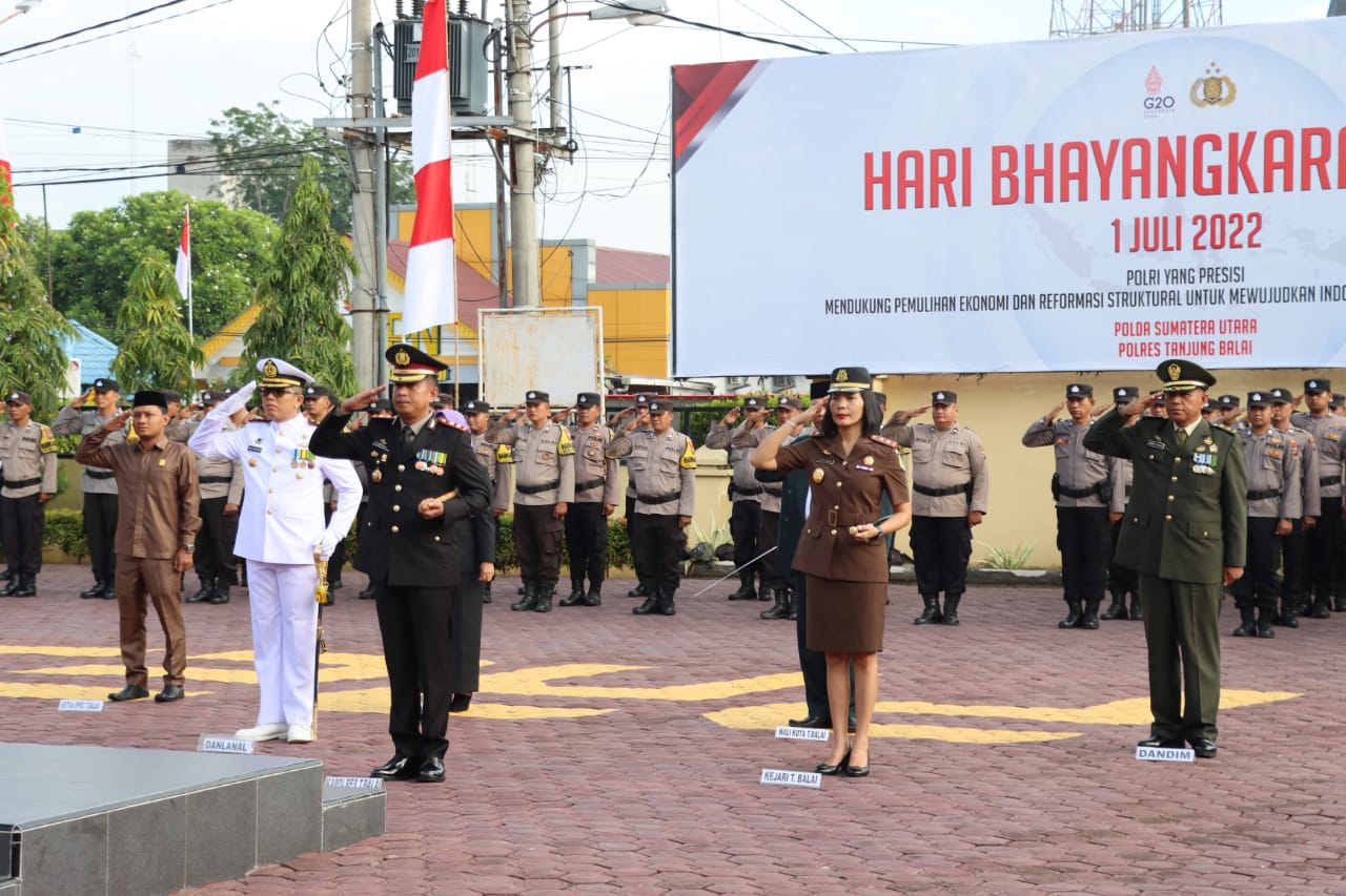 Polres Tanjungbalai Laksanakan Upacara Peringatan Hari Bhayangkara Ke-76 Secara  Virtual