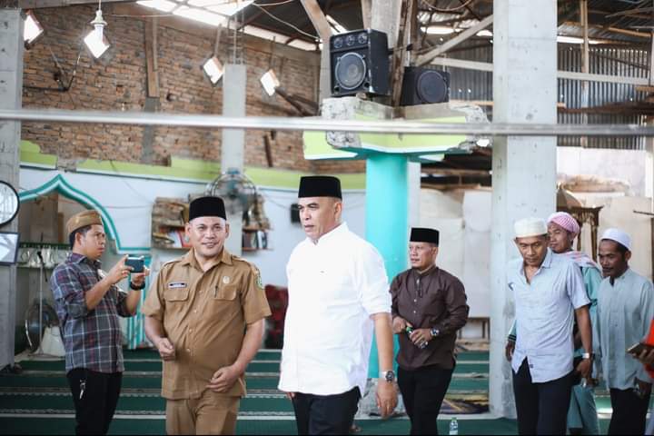 Bupati Madina Bantu Pembangunan Masjid Al-Abshor Aek Galoga, Warga Sampaikan Terimakasih