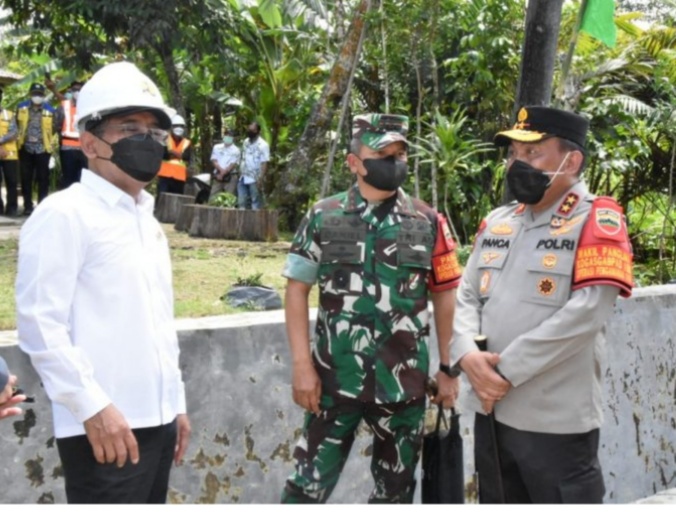 Hari ke-2 Kunjungan, Kapolda Sumut Dampingi Presidan RI di Pasar Petisah Medan