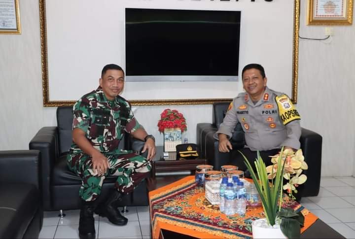 Tingkatkan Sinergitas, Kapolres Padangsidimpuan kunjungi Kodim 0212/TS dan Yonif 123/RW
