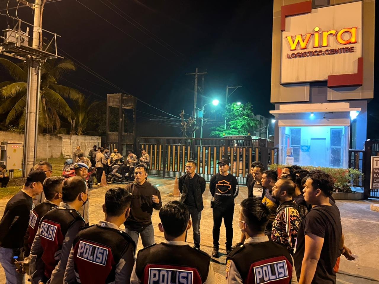 PATROLI PRESISI POLRESTA DELI SERDANG CIPTAKAN SITUASI AMAN DAN KONDUSIF