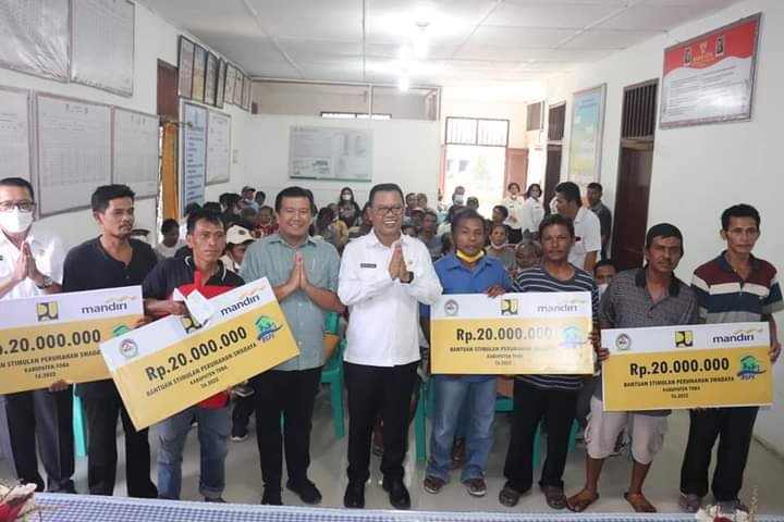 Bupati Toba Ajak Warga Bergotongroyong Pembangunan Perumahan Layak Huni