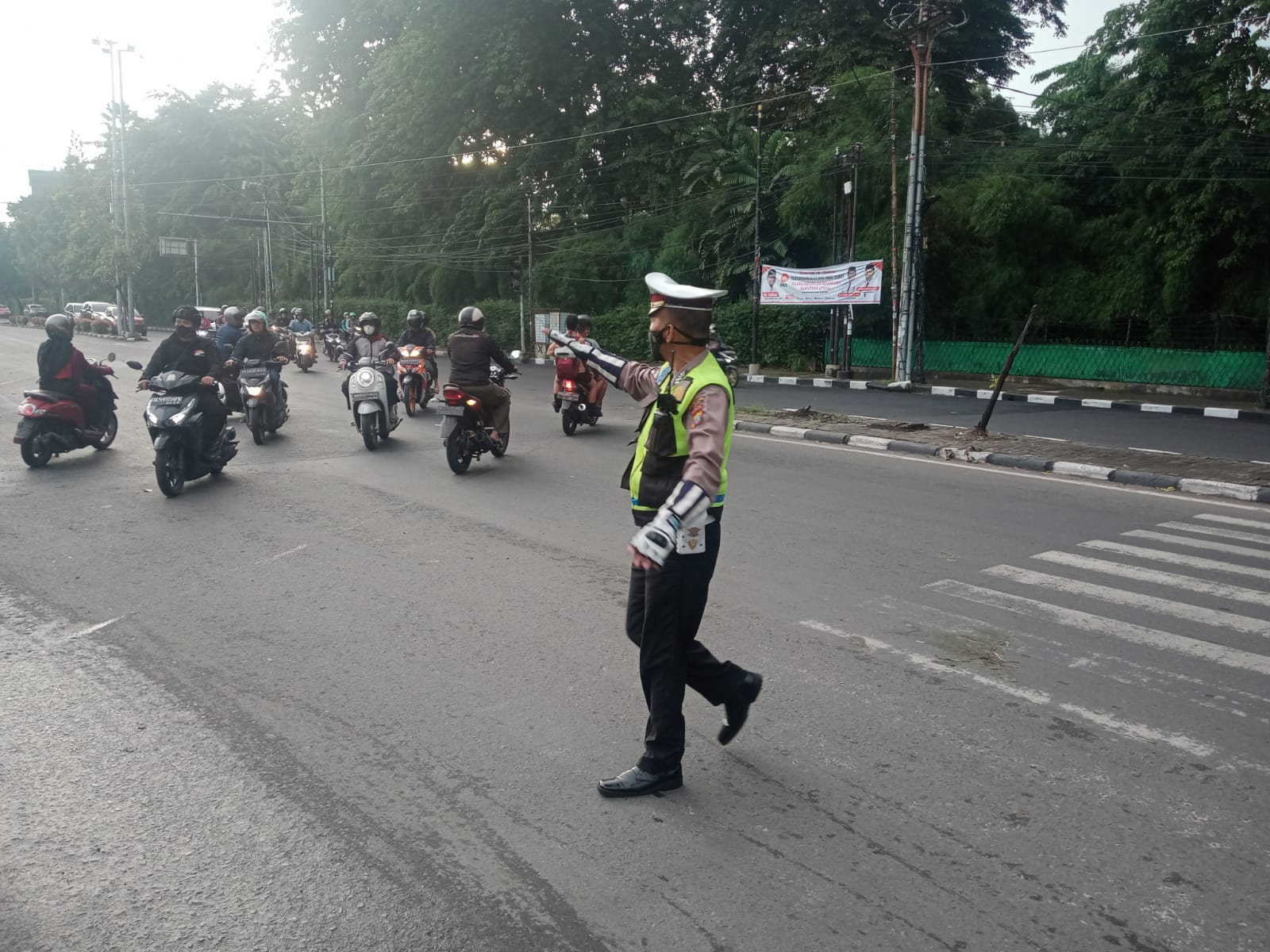 Unit Lantas Polsek Medan Baru Wujudkan Kamseltibcar Lantas Laksanakan Giat Rutin Pos Padat Lalin