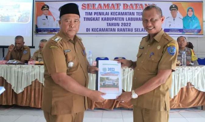 Penilaian dan Pembinaan Kecamatan Terbaik Tahun 2022 di Rantau Selatan