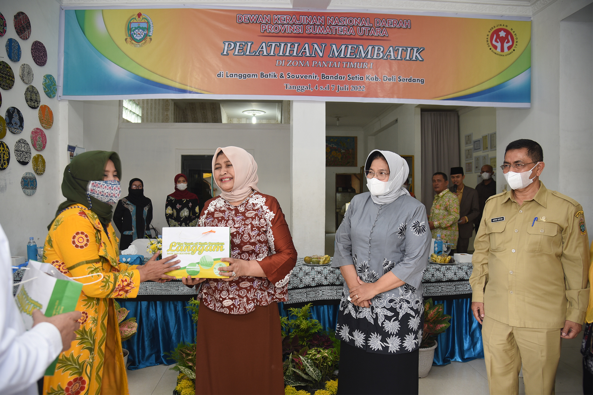 Dukung Regenerasi Pembatik,  Dekranasda Sumut Dorong Pelatihan Pembatik di Daerah