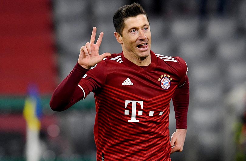 Robert Lewandowski Akhirnya Merumput di Barcelona