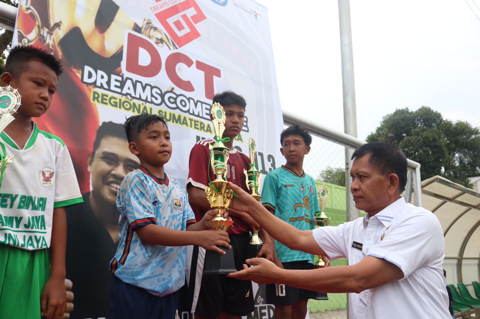 Tutup Festival Sepakbola DCT, Kadispora Kota Medan Berharap Lahir Talenta Muda Penuh Bakat