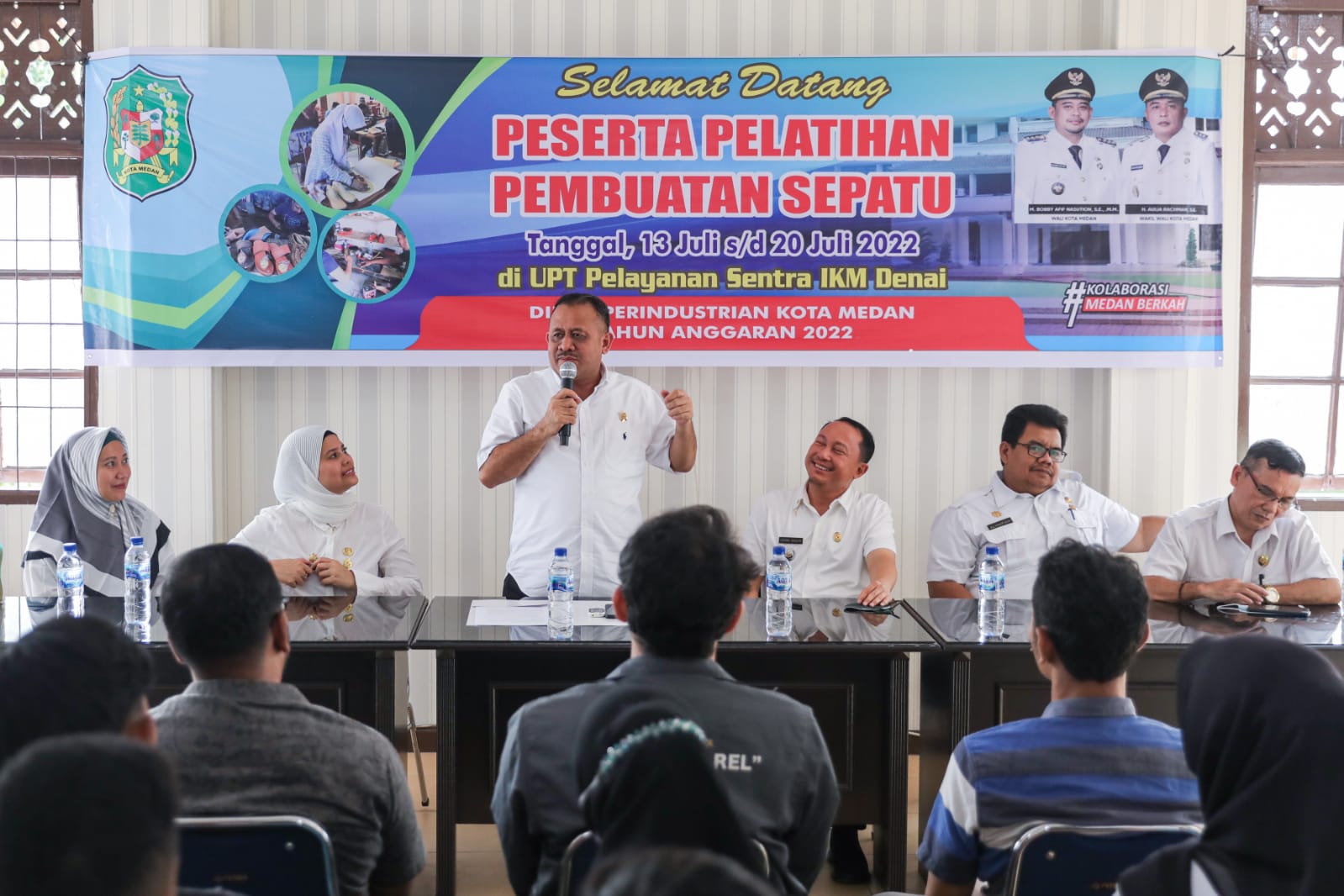 Tingkatkan Kemampuan Dalam Usaha Konveksi sepatu, Dinas Perindustrian Gelar Pelatihan Pembuatan Sepatu