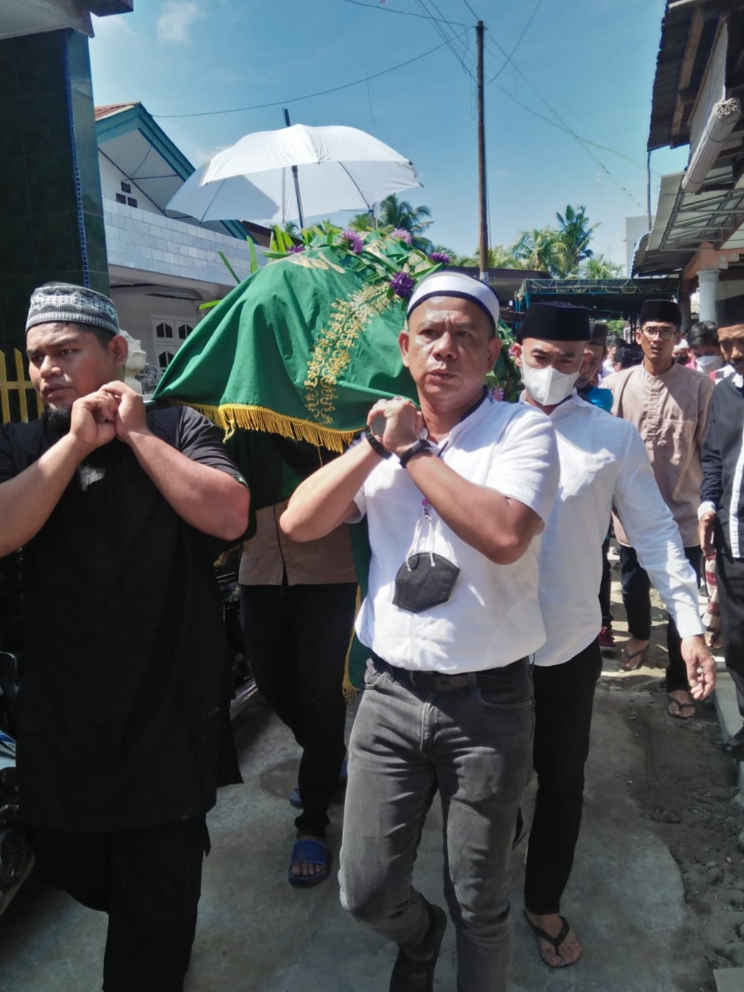 Ribuan Pelayat Banjiri Rumah Duka, Sofian Lubis, Abang Kandung Ketua Pewarta Meninggal Dunia