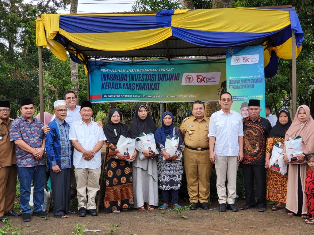 Didampingi Bupati Tapsel, Gus Irawan Pasaribu Gelar Penyuluhan Jasa Keuangan