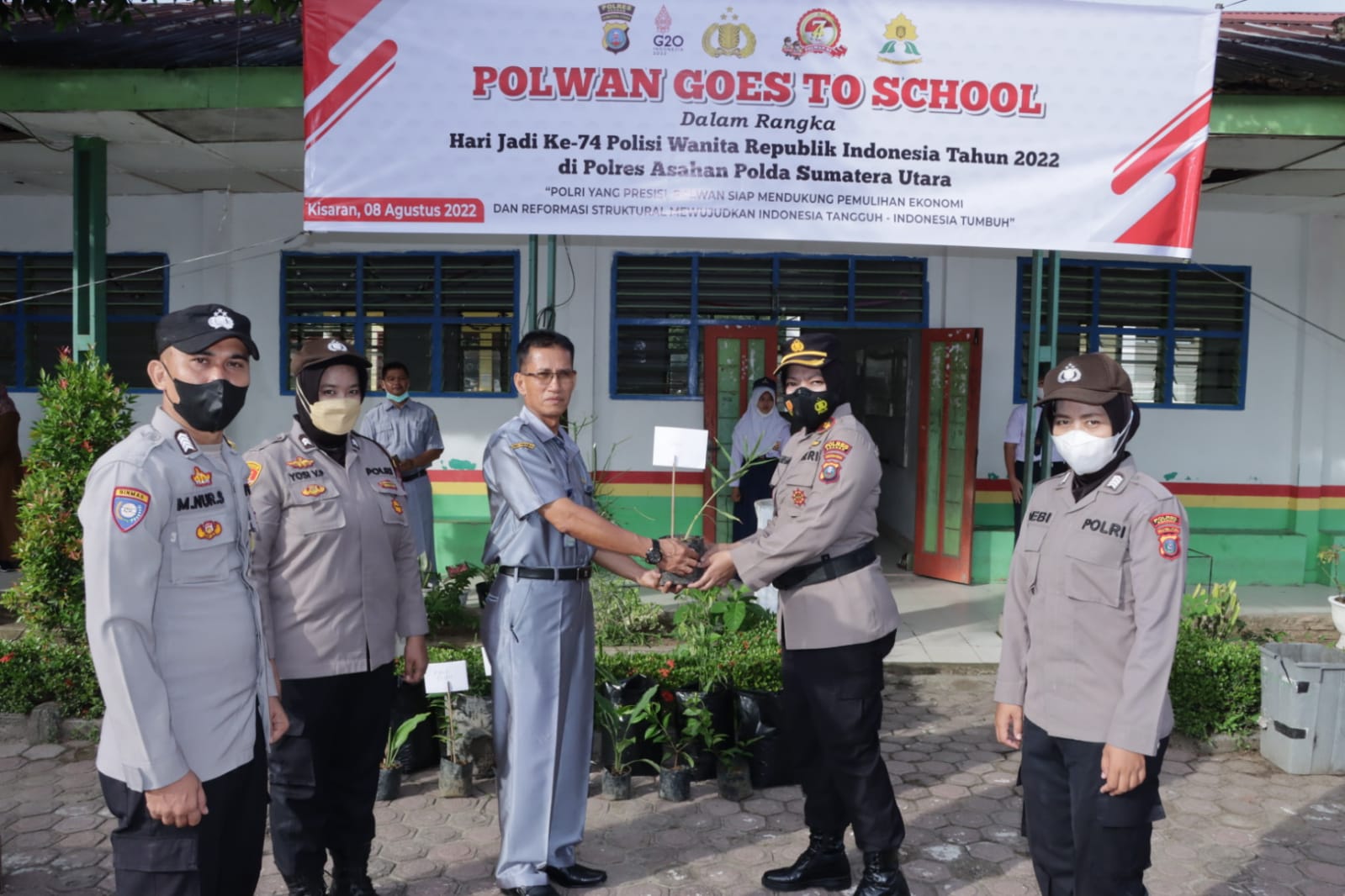 Waka Polres Asahan Sampaikan Pesan Kamtibmas kepada Siswa / i SMP N.6 Kisaran