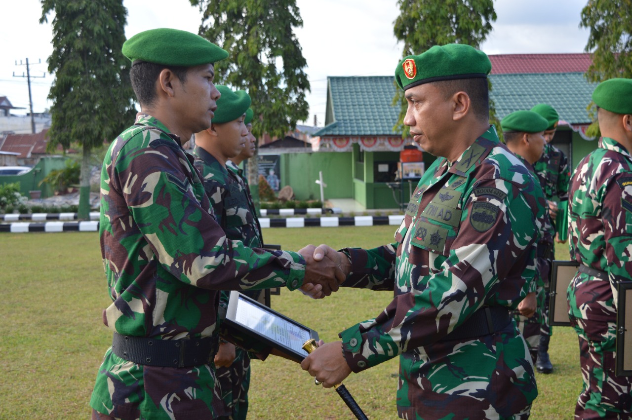 Dandim 0212/Tapsel Pimpin Korps Raport Pelepasan Personil Pindah Satuan