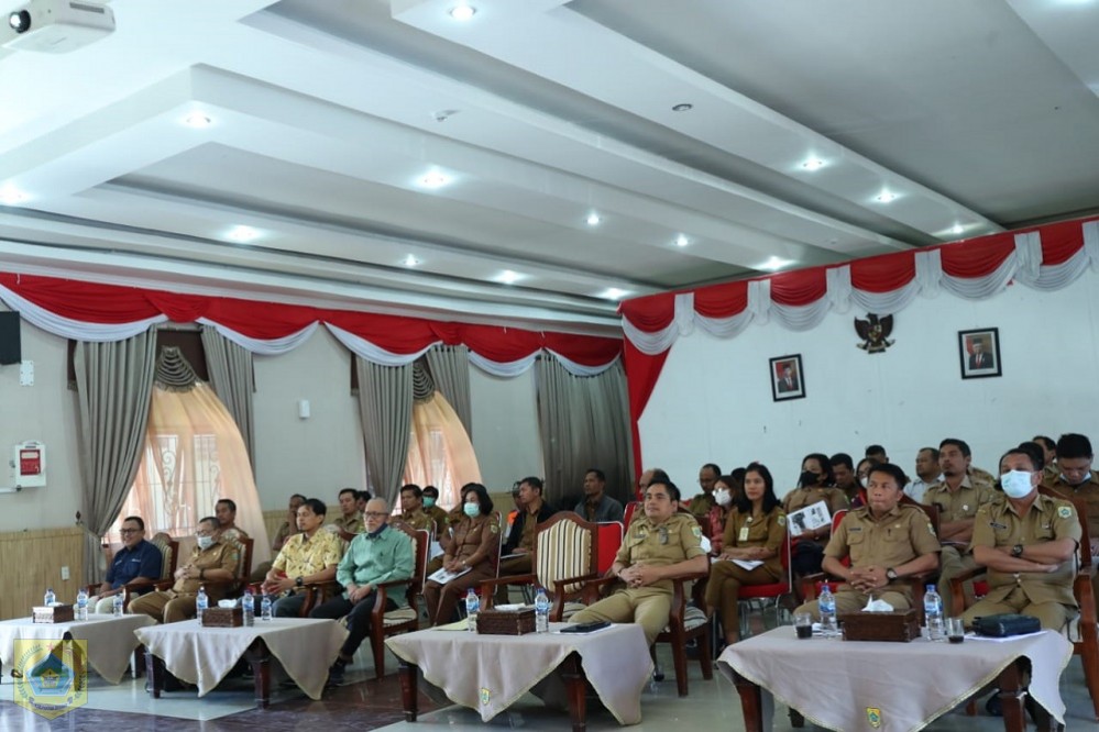 Pemkab.Pakpak Bharat Sosialisasikan Pemanfaatan Toko Daring Dan Katalog Lokal