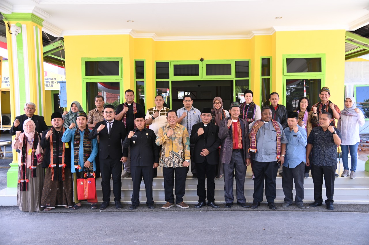 Walikota Padang Sidempuan Irsan Efendi Nasution SH sambut kunjungan pimpinan gereja anggota United Evangelical Mission