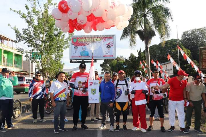 WUJUD KEMERIAHAN SAMBUT HUT RI KE 77 TAHUN, POLRES MADINA IKUTI FUN BIKE