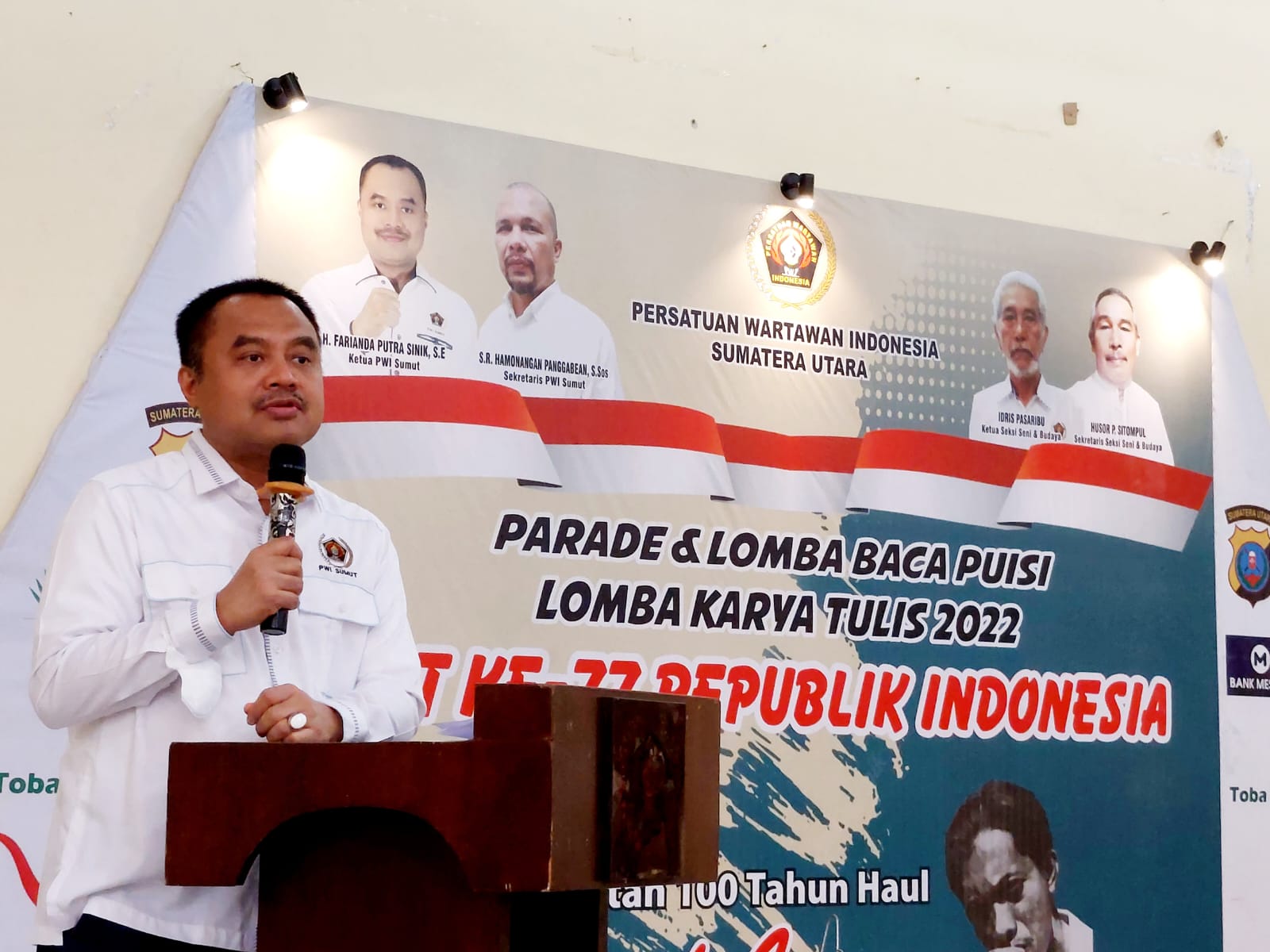 Ketua PWI Buka Lomba Puisi, Farianda Harapkan Pejabat di Sumut Meriahkan Parade Puisi Nanti Malam