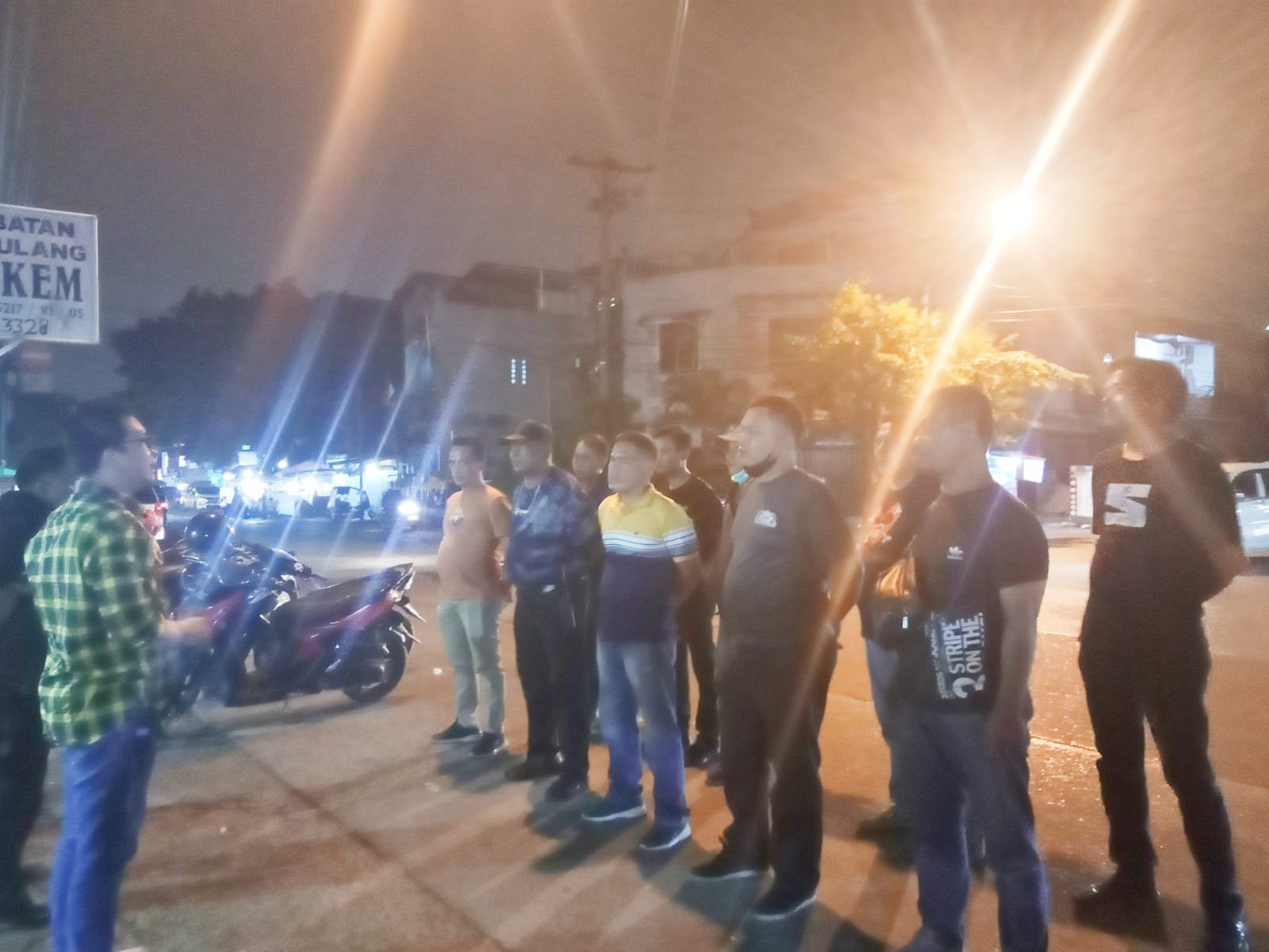 Dibawah Rintik Hujan, Kanit Medan Area AKP Philip A Purba Semangati Anggota Laksanakan Apel dan Patroli 3C, Narkotika dan Pekat