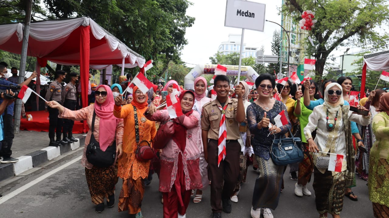 Polrestabes Medan Sukses Amankan Parade dan Gebyar Berkebaya Tahun 2022 Goes To UnescoÂ 